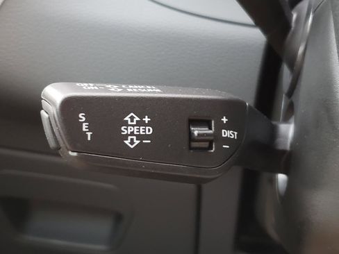 Used 2025 Audi A6 Premium Plus w/ Premium Plus Package image 20