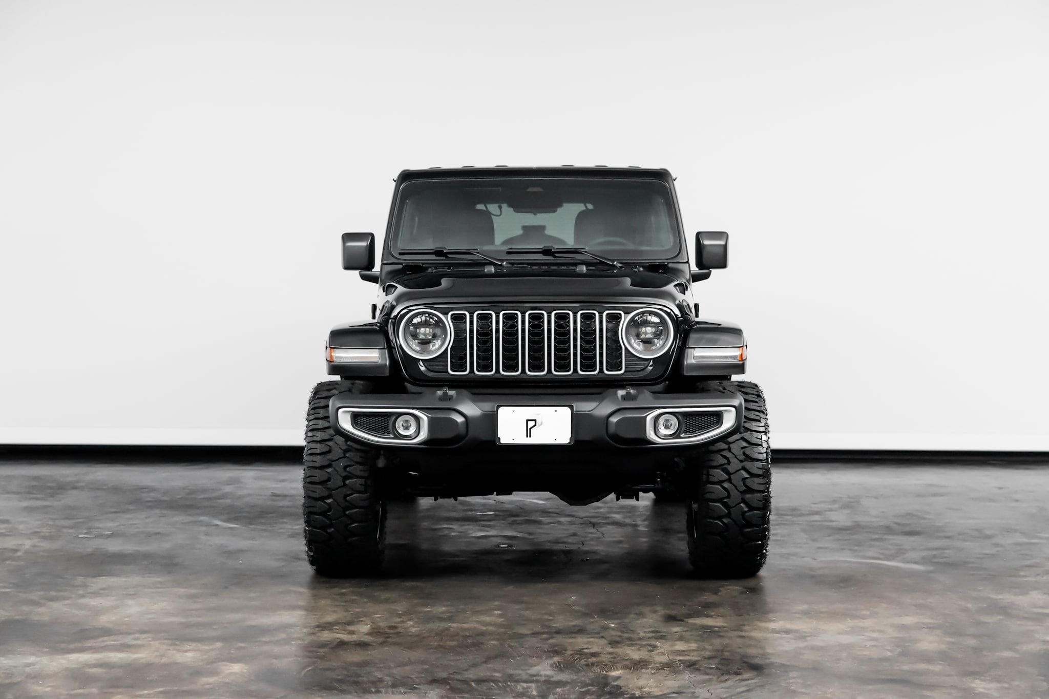 Used 2026 Jeep Wrangler Unlimited Sahara AWD/4WD image 2