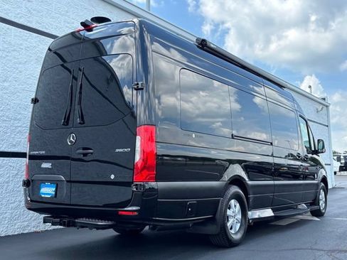 Used 2019 Mercedes-Benz Sprinter 3500 image 9