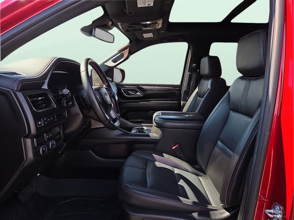 Used 2024 Chevrolet Tahoe RST RWD image 16