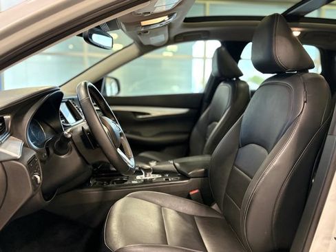 Used 2020 INFINITI QX50 Luxe AWD/4WD image 21