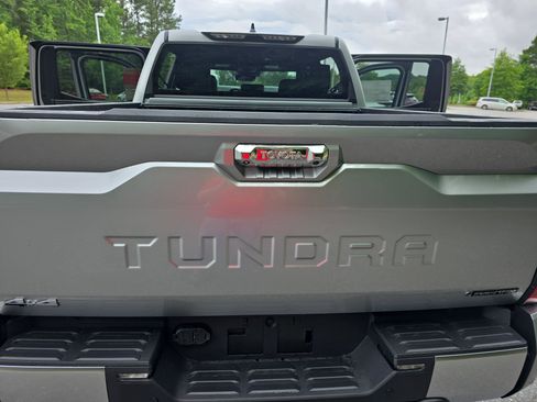 New 2026 Toyota Tundra Limited AWD/4WD image 12