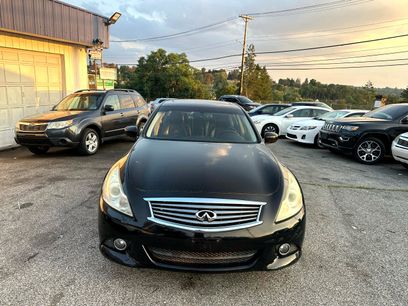 Used 2013 INFINITI G37 x w/ Premium Pkg