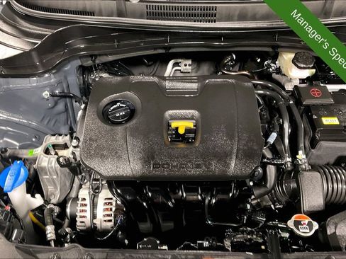 Used 2025 Kia Soul LX w/ LX Technology Package FWD image 38