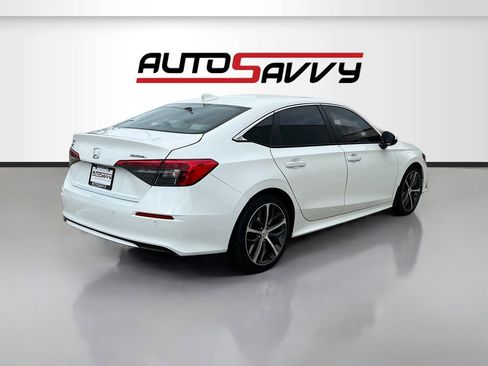 Used 2024 Honda Civic Touring image 7