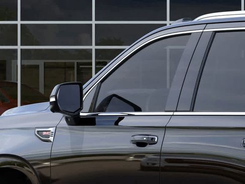New 2026 GMC Yukon Denali w/ Sun & Power Step Package image 12