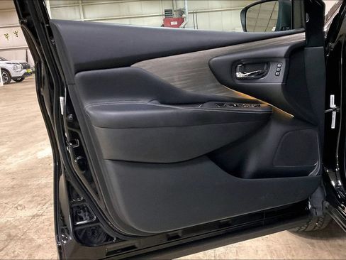 Used 2018 Nissan Murano Platinum AWD/4WD image 22