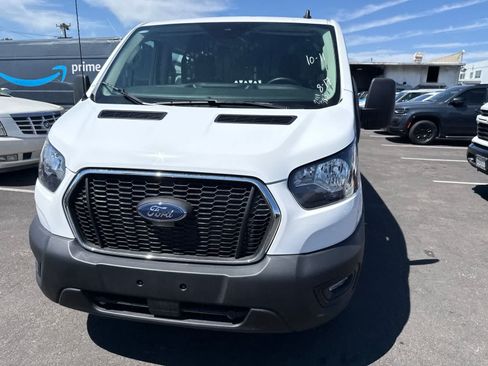 Used 2025 Ford Transit 250 Low Roof w/ Exterior Upgrade Package RWD image 4