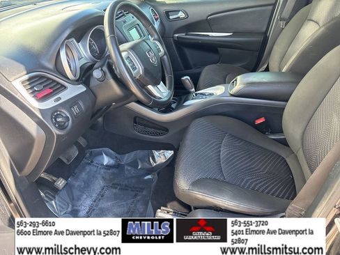 Used 2020 Dodge Journey SE w/ SE Popular Equipment Group FWD image 10
