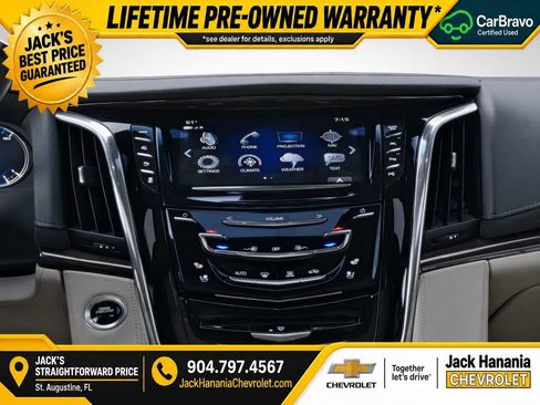 Used 2018 Cadillac Escalade ESV Luxury AWD/4WD image 20