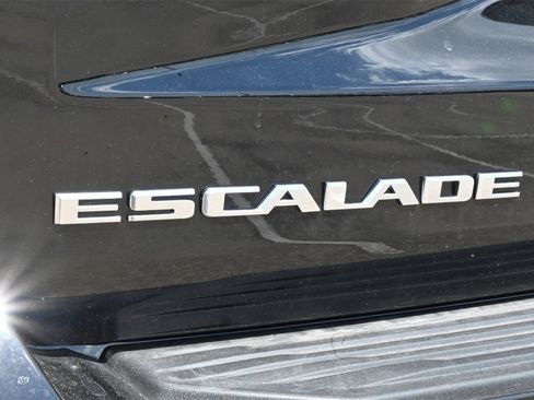 New 2025 Cadillac Escalade ESV Premium Luxury w/ LPO, Radiant Package image 23