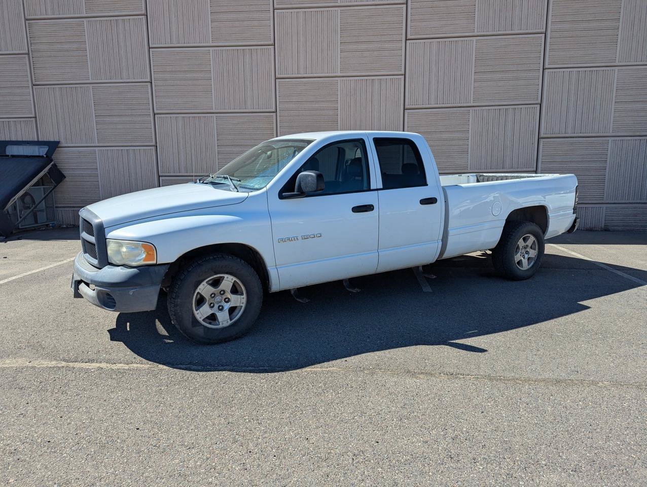 Used 2004 Dodge Ram 1500 Truck ST w/ Trailer Tow Group RWD image 1