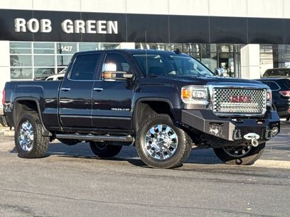 Used 2016 GMC Sierra 2500 Denali w/ Duramax Plus Package