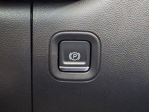 Used 2021 Chevrolet Silverado 1500 Custom Trail Boss w/ LPO, Dark Essentials Package image 24