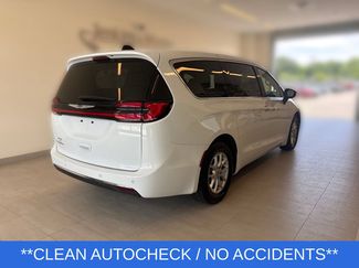 Used 2023 Chrysler Pacifica Touring FWD video 2