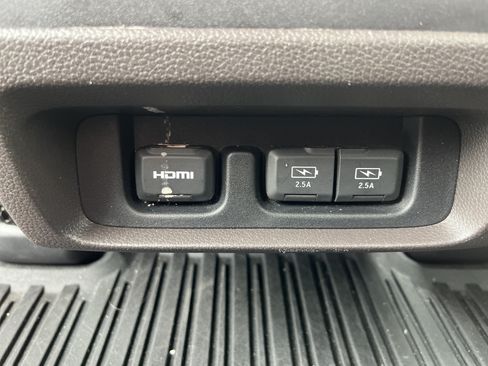 Used 2018 Honda Odyssey Elite image 17