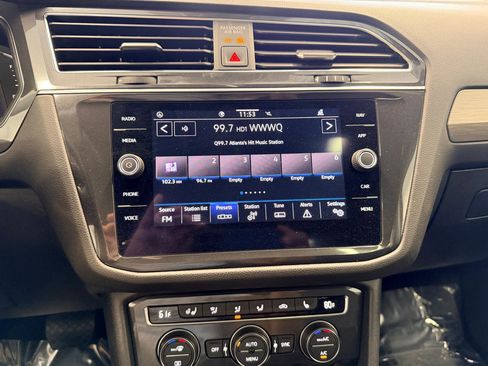 Used 2021 Volkswagen Tiguan SEL w/ 3-Row Tiguan MDO Package image 29