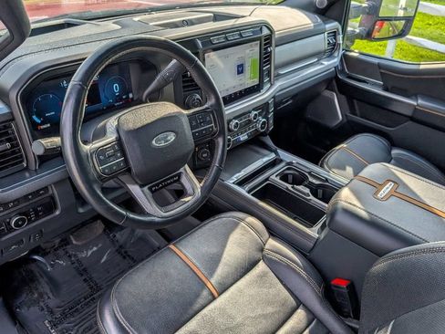 Used 2023 Ford F450 Platinum AWD/4WD image 17