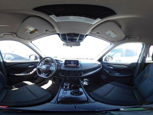 Used 2025 Nissan Rogue SV FWD image 44
