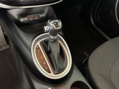 Used 2014 Kia Soul FWD image 20