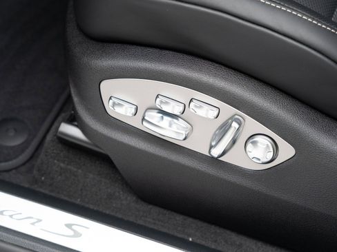 New 2026 Porsche Macan S image 15