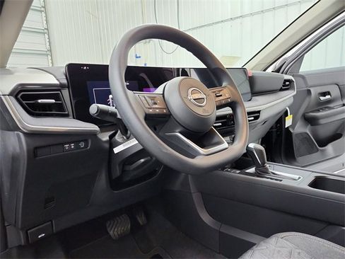 New 2026 Nissan Kicks SV w/ SV Premium Package image 18
