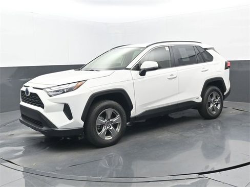 Used 2023 Toyota RAV4 XLE image 24