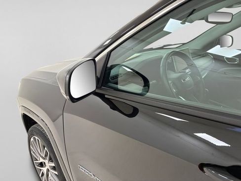 Used 2022 Jeep Compass Limited w/ Elite Group image 10