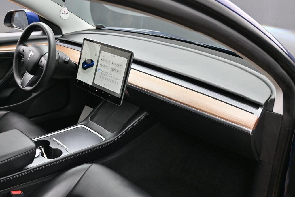 Used 2022 Tesla Model 3 RWD image 29