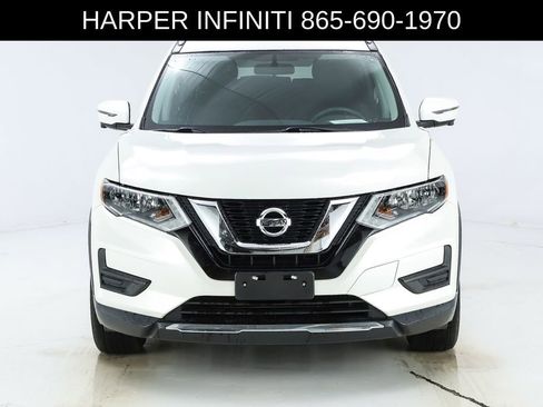 Used 2017 Nissan Rogue SV AWD/4WD image 17