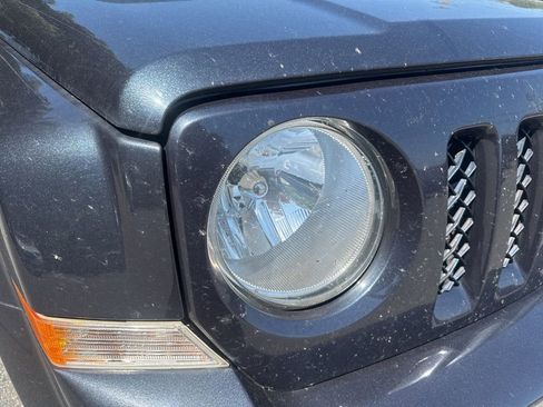 Used 2015 Jeep Patriot High Altitude AWD/4WD image 7