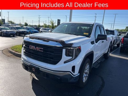 Used 2023 GMC Sierra 1500 Pro w/ Convenience Package RWD image 11