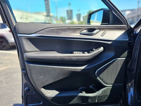 New 2026 Jeep Grand Cherokee L Limited image 19