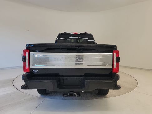 Used 2025 Ford F350 King Ranch image 5