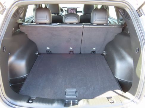 Certified 2023 Jeep Compass Limited image 16