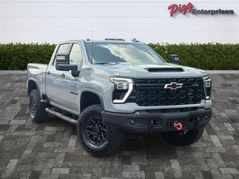 Used 2024 Chevrolet Silverado 2500 ZR2 w/ ZR2 Bison Edition AWD/4WD image 6