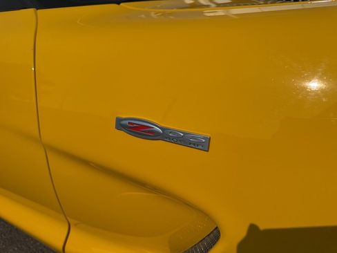 Used 2003 Chevrolet Corvette Z06 w/ Memory Package, 3 Drivers image 11