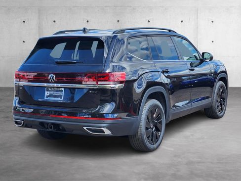 New 2025 Volkswagen Atlas SE image 23