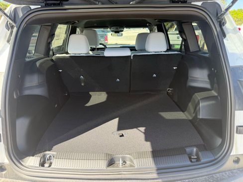New 2026 Jeep Cherokee Laredo AWD/4WD image 14