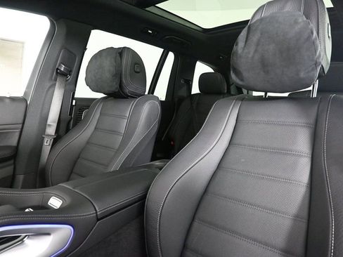 New 2026 Mercedes-Benz GLS 580 4MATIC image 5