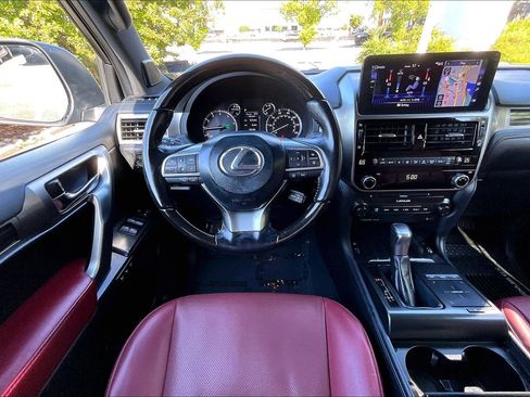 Used 2023 Lexus GX 460 Premium w/ Premium Package AWD/4WD image 5