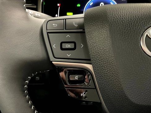 New 2026 Toyota Camry SE image 18