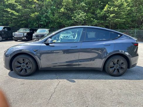 Used 2025 Tesla Model Y Long Range AWD/4WD image 4