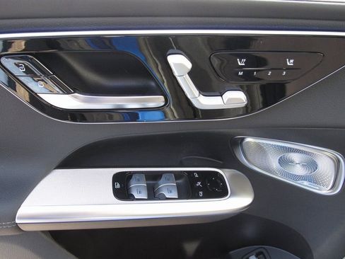 New 2025 Mercedes-Benz GLC 43 AMG GLC 43 AMG image 35