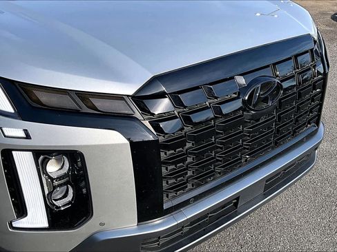 Used 2024 Hyundai Palisade Limited image 30