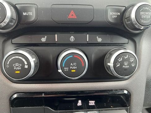 Used 2023 RAM 1500 Big Horn AWD/4WD image 25