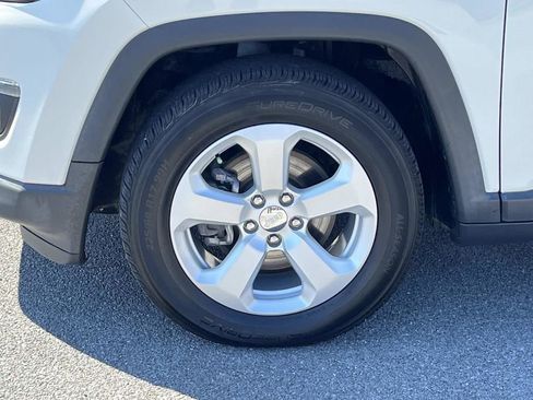 Used 2019 Jeep Compass Latitude w/ Popular Equipment Group image 11