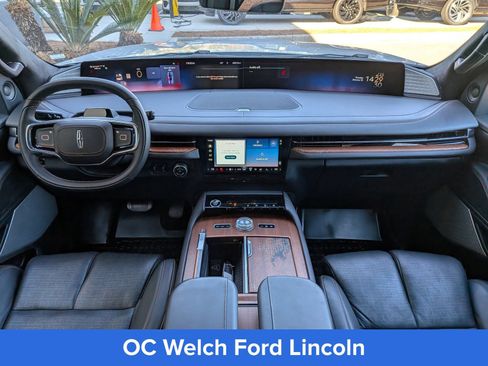 Certified 2025 Lincoln Navigator Black Label AWD/4WD image 17