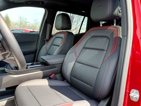 Used 2025 Chevrolet Equinox RS w/ Convenience Package III image 15