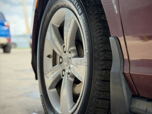 Used 2019 Honda Odyssey EX image 31